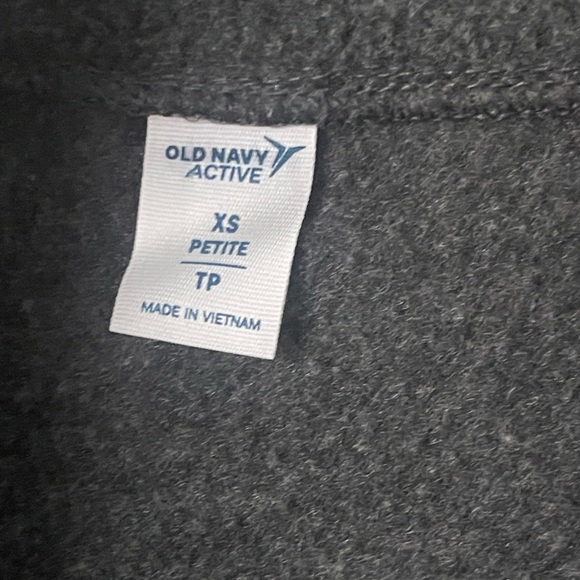 Old navy petite - Picture 4 of 5